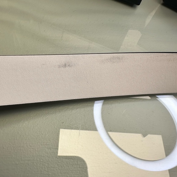 CHANEL Black Leather Belt with Silver CC Buckle - Picture 4 of 6